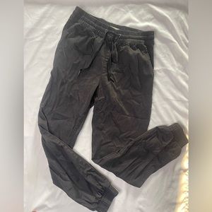 Navy green joggers / cargos